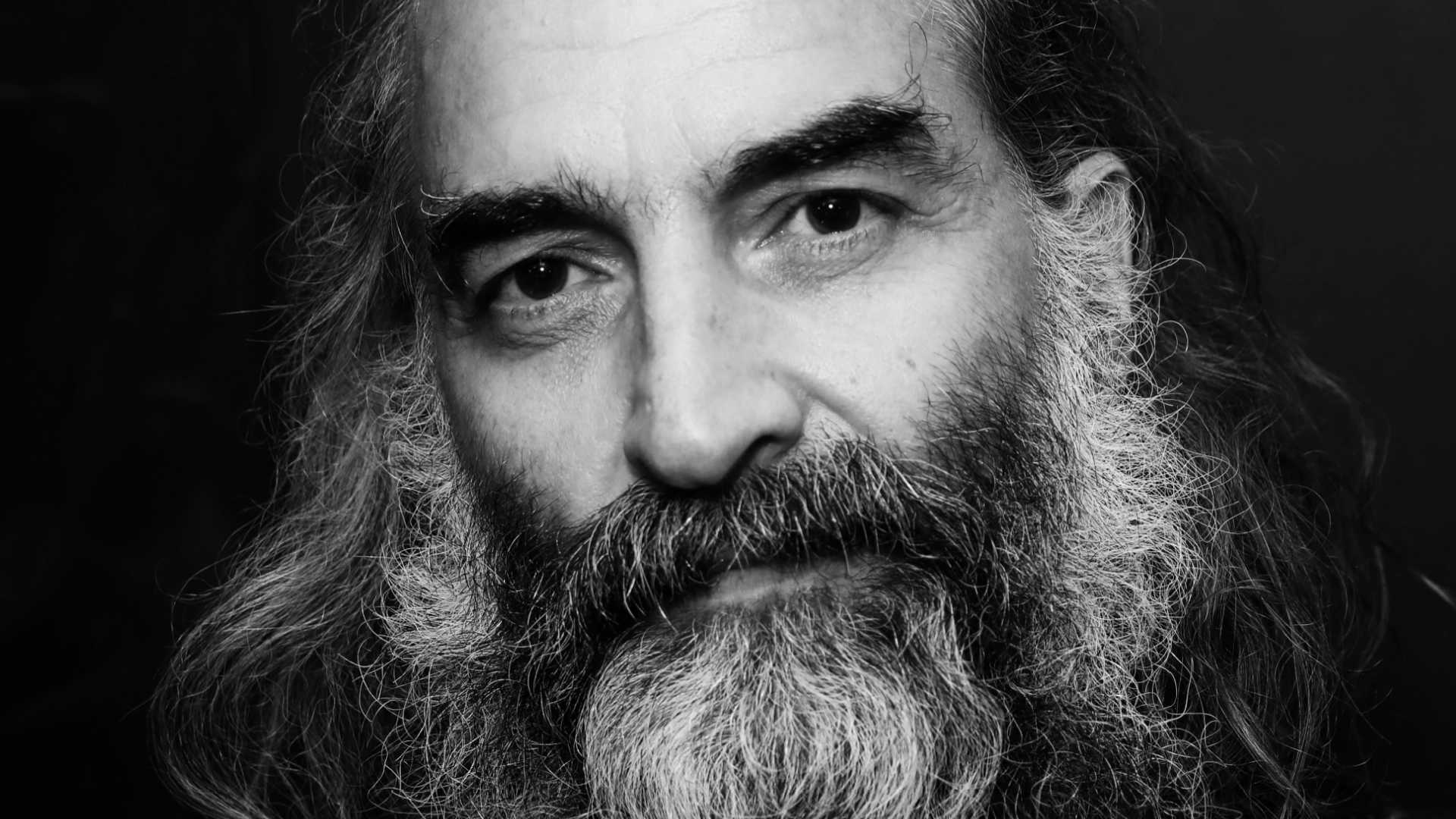 Warren Ellis
