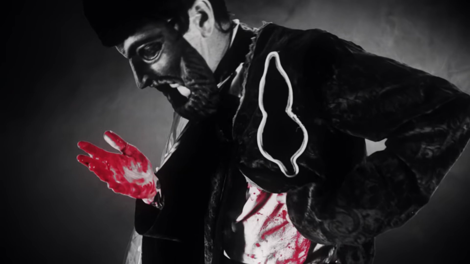 Queens of the Stone Age, "Carnavoyeur" clip screenshot