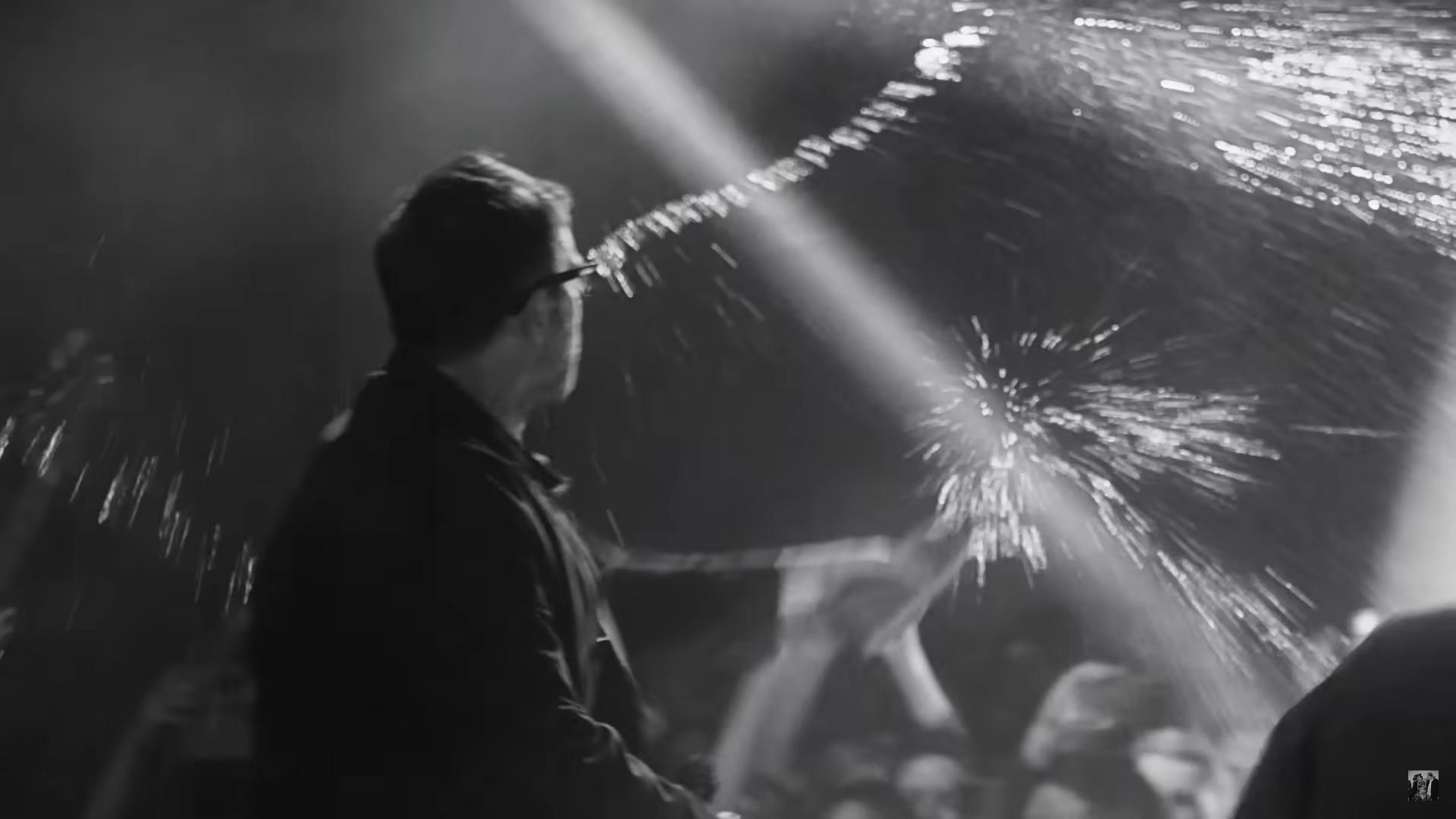 Blur, "St. Charles Square" clip screenshot