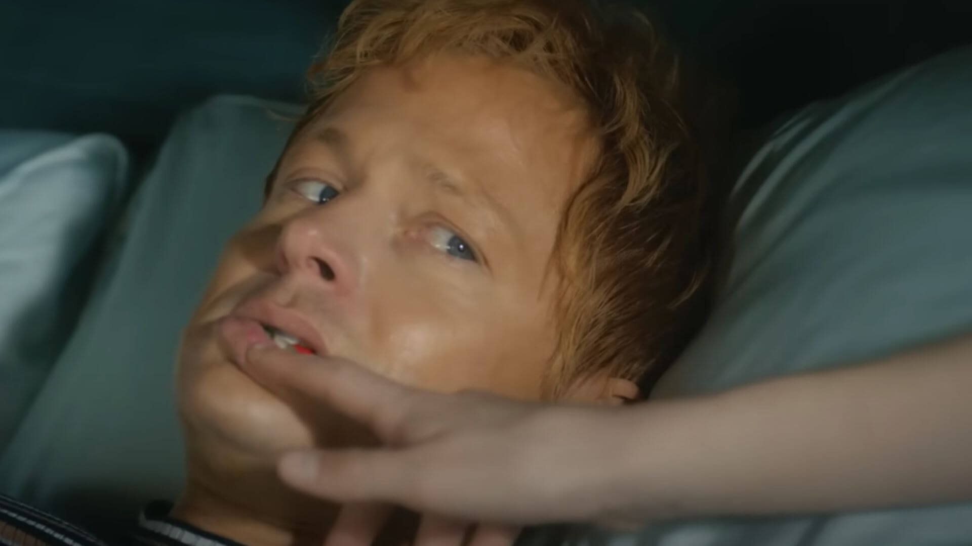 Perfume Genius - It's a Mirror (screenshot)