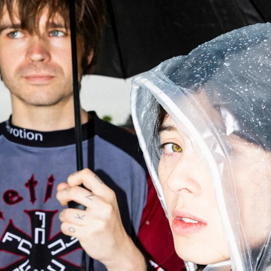 Water From Your Eyes : « Je ne pense pas que l’humanité fasse de grands bonds. Seulement de petits pas »