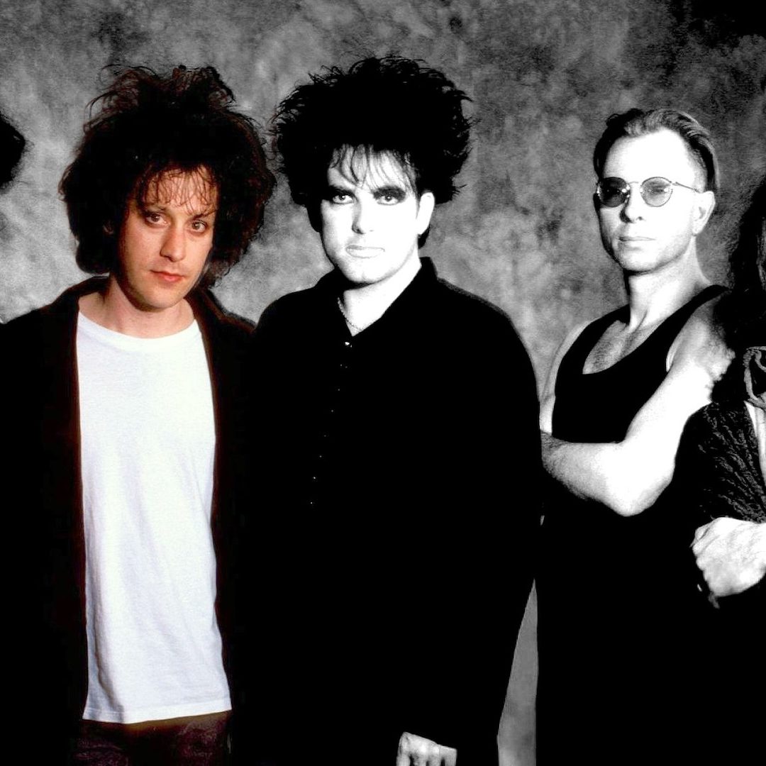 « Friday, I&rsquo;m in mourning »: The Cure annonce le décès de son serviteur éternel Perry Bamonte